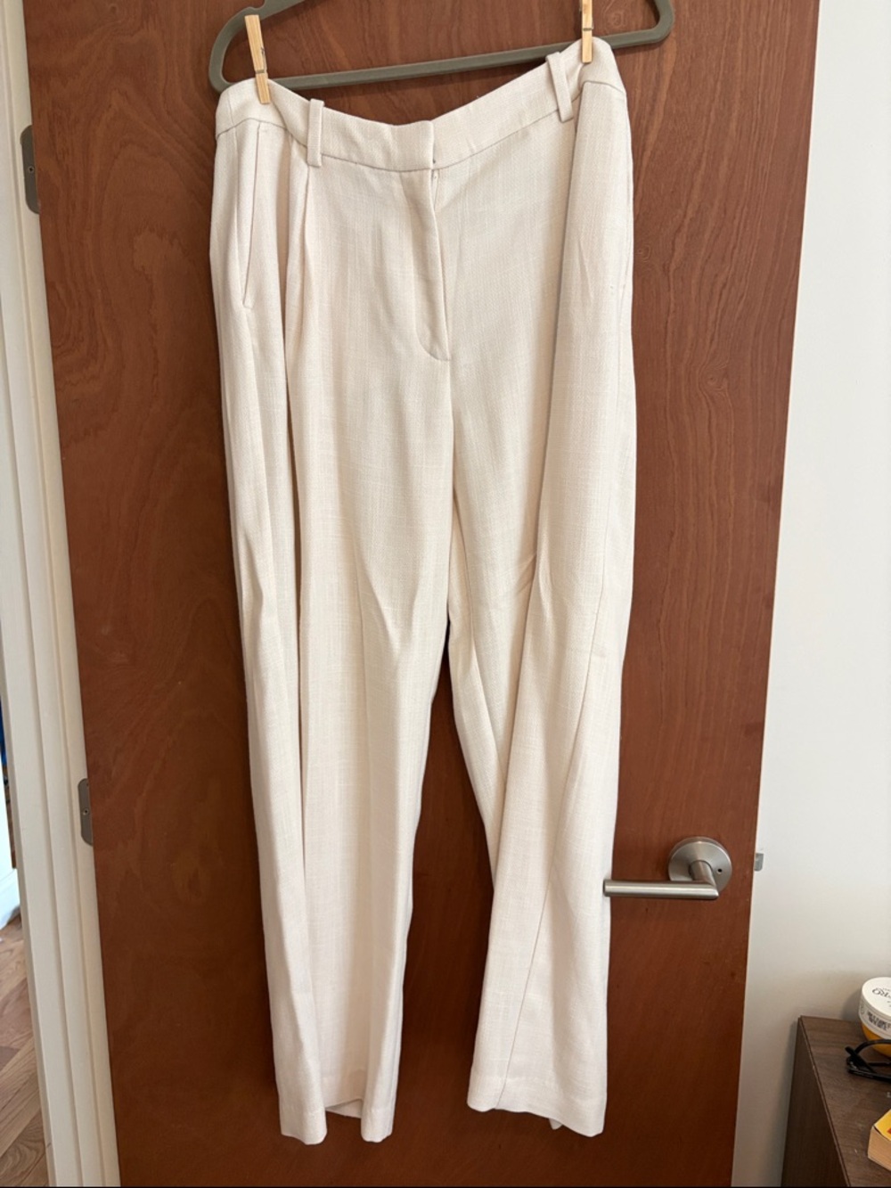 H&M Cream Tailored Pleated High-Waist Trousers